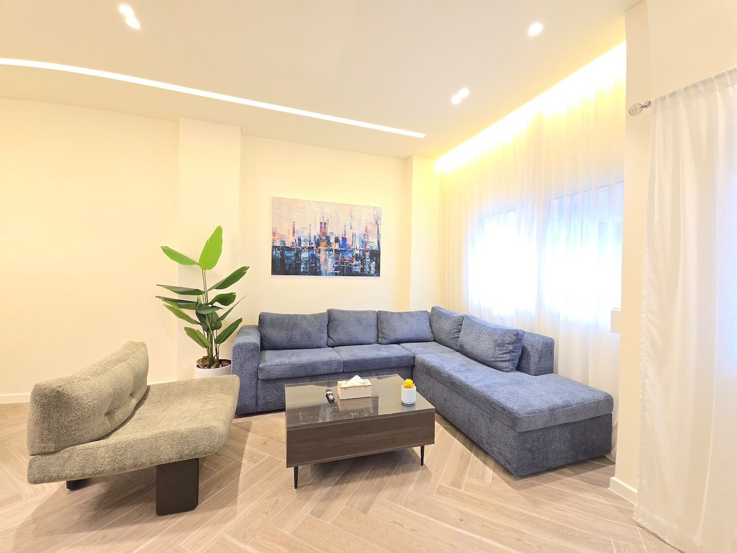 Lounge area, Sioufi 1-Bedroom with 2 Bathrooms