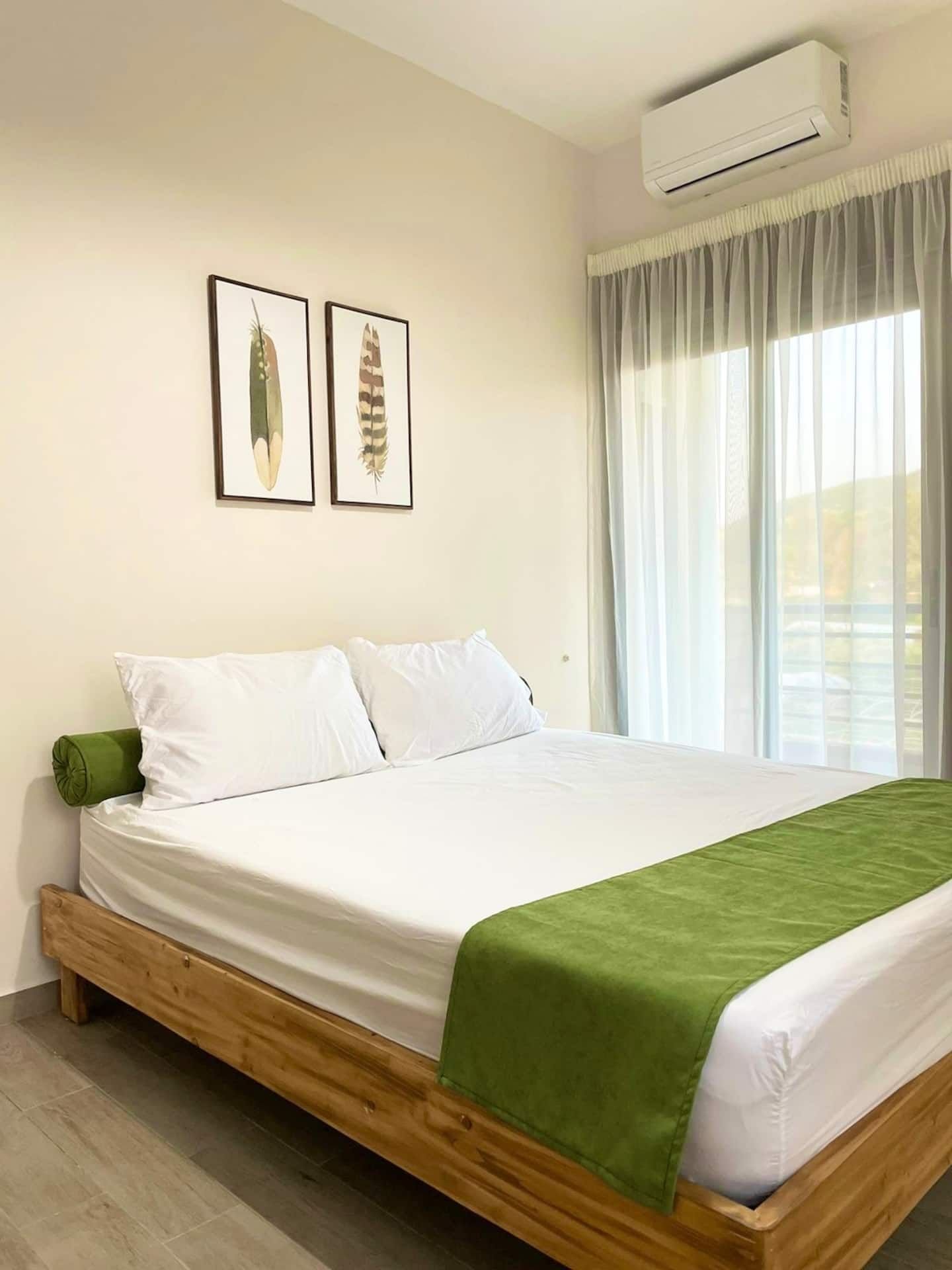 Bedroom with queen bed, Batroun Bohemia 3-Bedroom with Pool