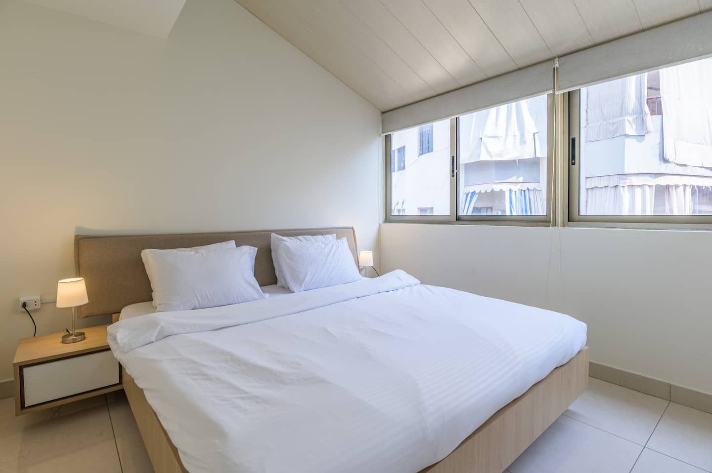 Bedroom with king bed, Modern Rooftop 1-Bedroom in Bauchrieh
