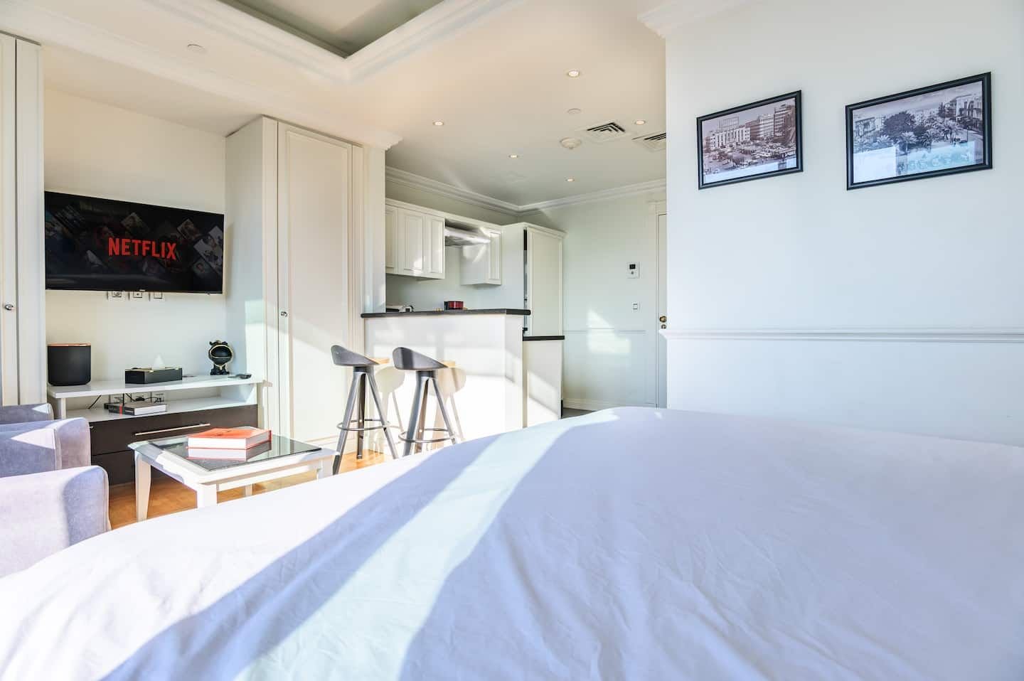 Studio with smart TV, Panoramic Sea-View Studio in the Versace Tower
