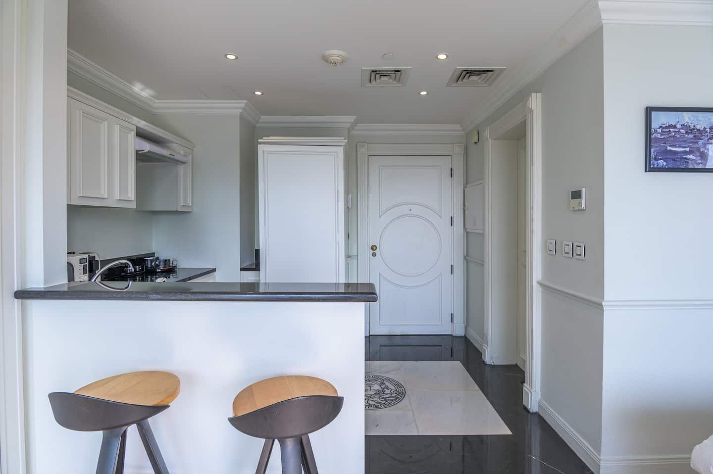 Kitchenette with breakfast bar, Sea Breeze Studio in the Versace Tower